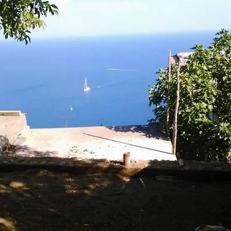 Vakantiehuis Casa Marilo - A Beautiful House Overlooking Amalfi