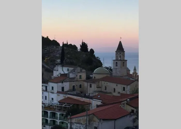 Casa Marilo - A Beautiful House Overlooking Holiday home *